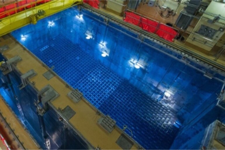 Piscina combustible gastado