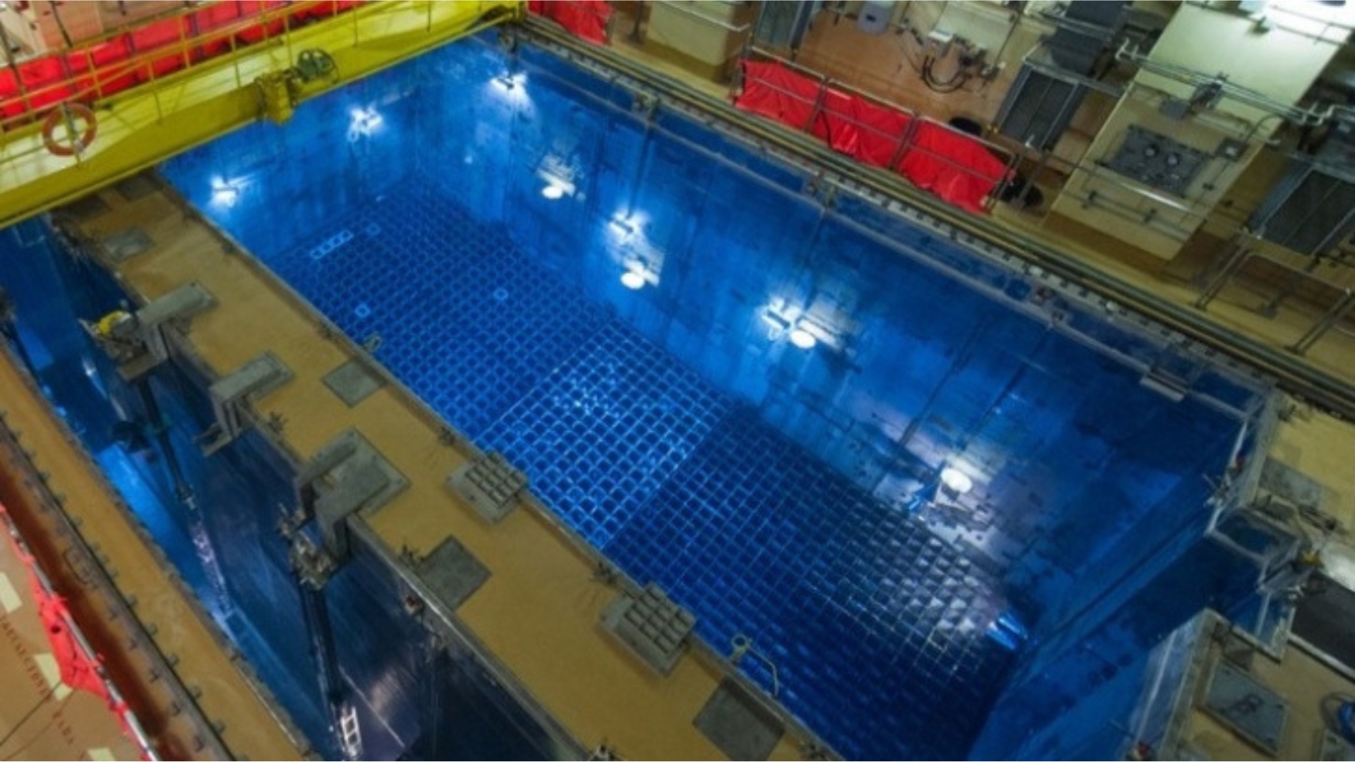 Piscina combustible gastado